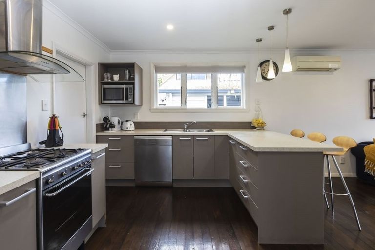 Photo of property in 10 Waters Street, Hoon Hay, Christchurch, 8025