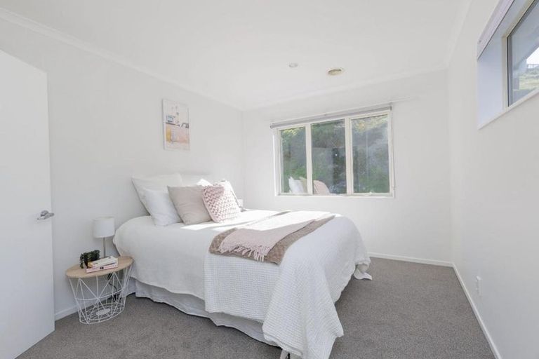 Photo of property in 24 Melksham Drive, Churton Park, Wellington, 6037