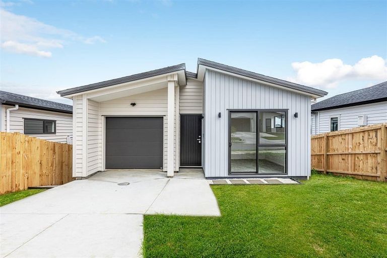 Photo of property in 16 Ta Moko Drive, Gulf Harbour, Whangaparaoa, 0930