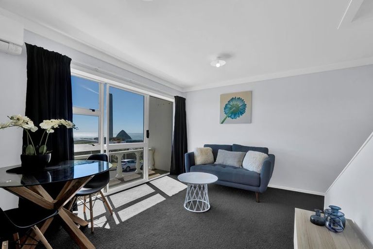 Photo of property in 27b Port View Crescent, Moturoa, New Plymouth, 4310