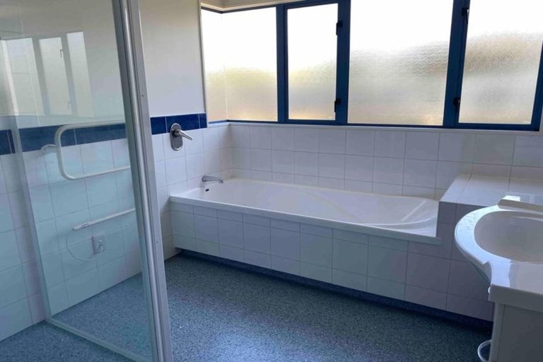 Photo of property in 34a Auckland Road, Greenmeadows, Napier, 4112