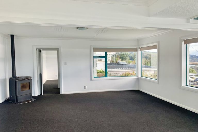 Photo of property in 11 Jane Street, Macandrew Bay, Dunedin, 9014