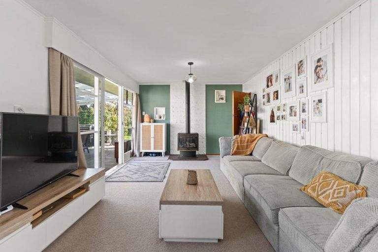 Photo of property in 6 Mountbatten Place, Te Puke, 3119