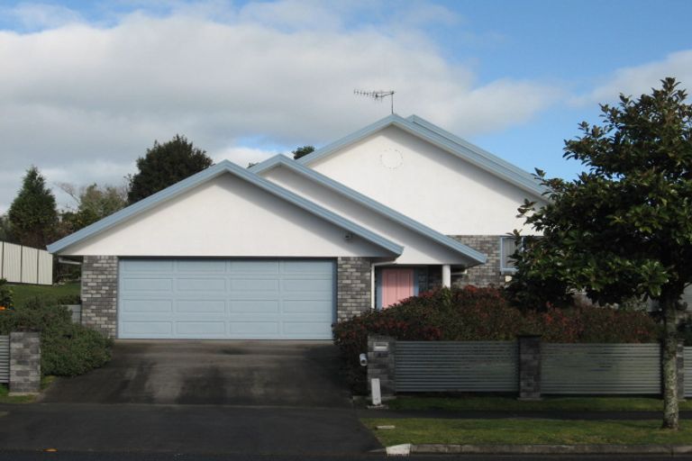 Photo of property in 4 Brentwood Avenue, Te Kamo, Whangarei, 0112