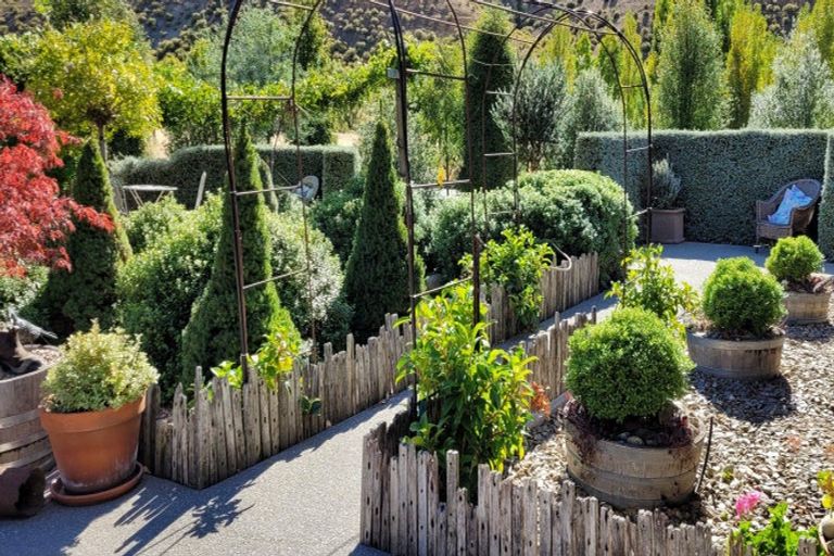 Photo of property in 115 Lowburn Valley Road, Lowburn, Cromwell, 9384