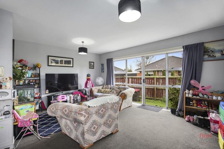 Photo of property in 2/3 Meadow Street, Papanui, Christchurch, 8052