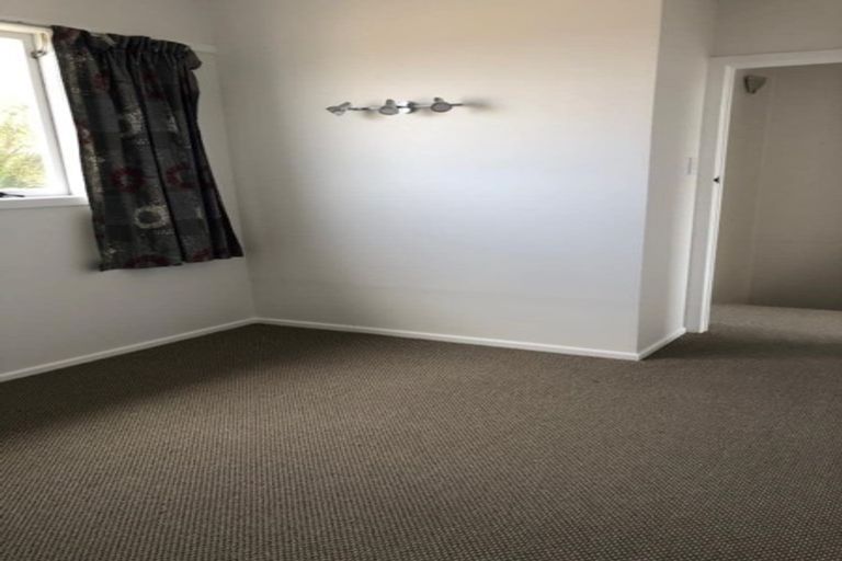 Photo of property in 9/3 Picton Street, Howick, Auckland, 2014