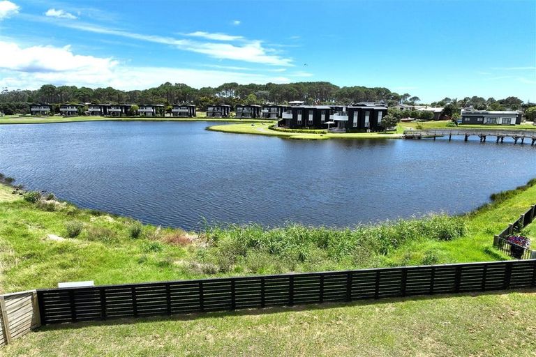 Photo of property in 103 Mahoe Place, Matarangi, Whitianga, 3592