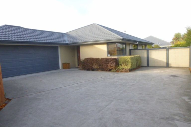 Photo of property in 549a Cranford Street, Papanui, Christchurch, 8052