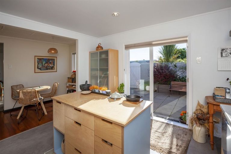 Photo of property in 29 Margaret Road, Raumati Beach, Paraparaumu, 5032