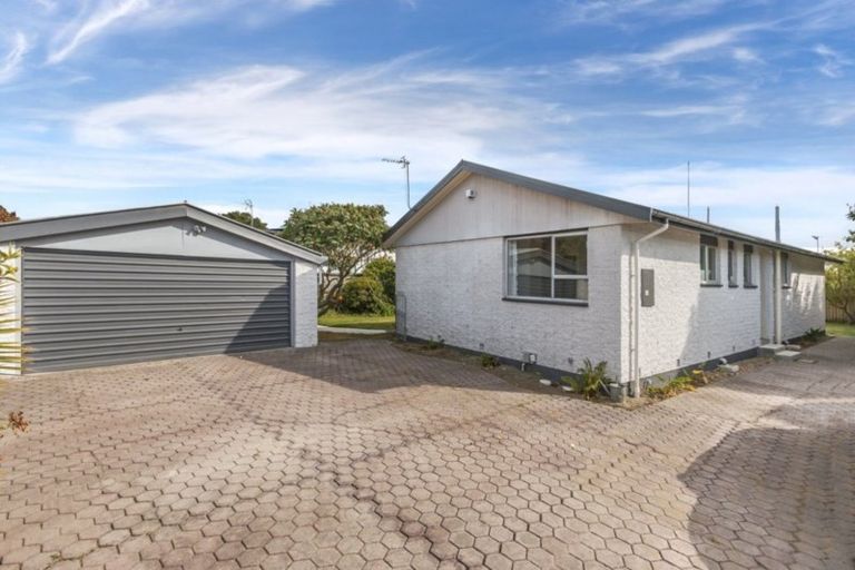 Photo of property in 23 Meon Street, Aranui, Christchurch, 8061