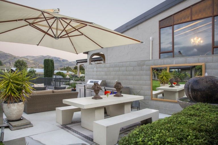 Photo of property in 6 Leitrum Street, Cromwell, 9310