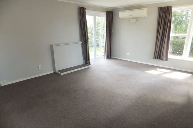 Photo of property in 4 Tompkins Lane, Burwood, Christchurch, 8061