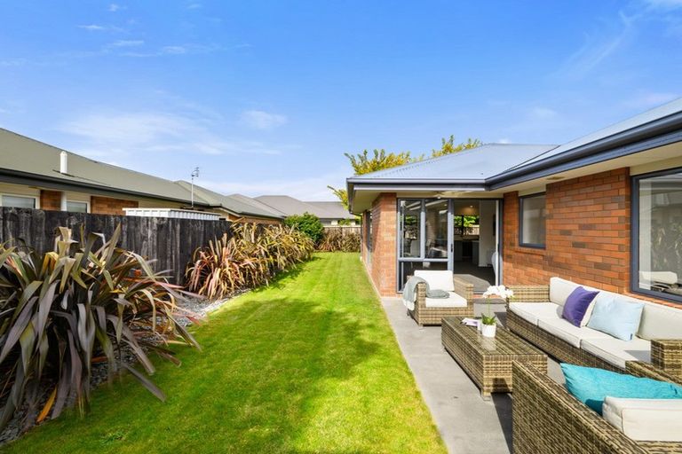 Photo of property in 1 Antonia Place, Aidanfield, Christchurch, 8025