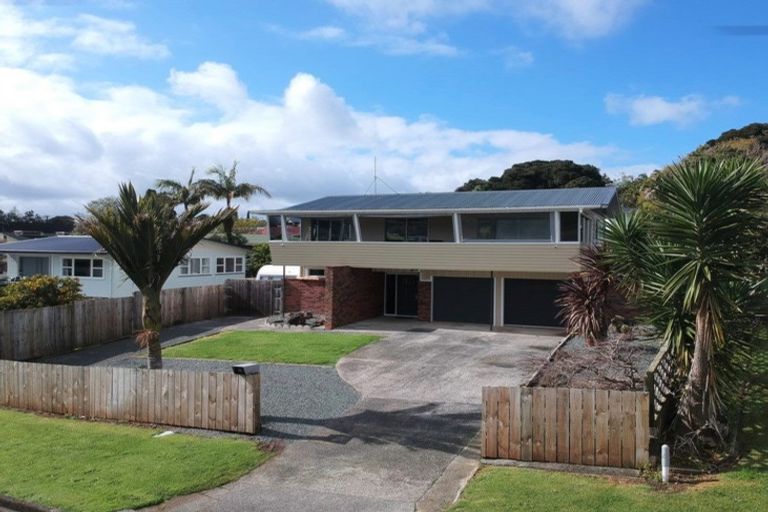 Photo of property in 10 Crawford Crescent, Te Kamo, Whangarei, 0112