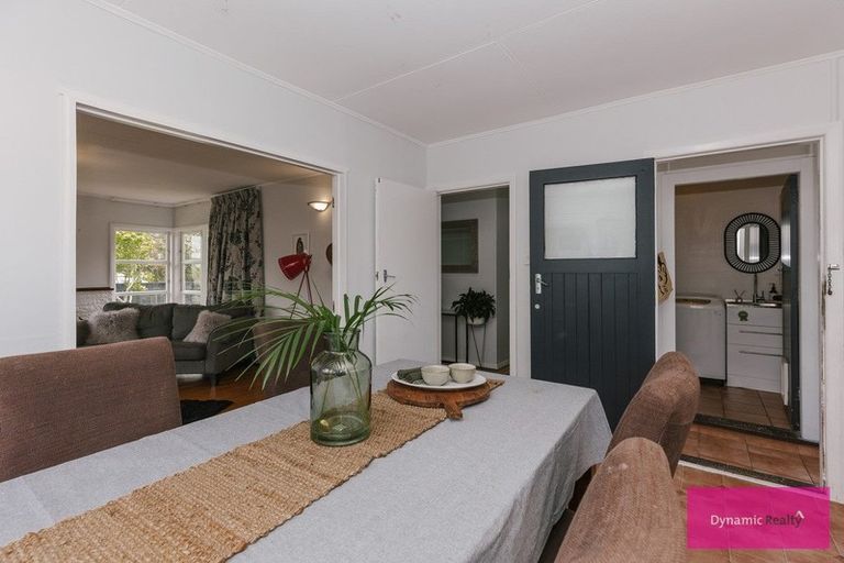 Photo of property in 33 Slacks Road, Awapuni, Palmerston North, 4412