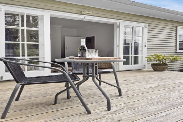 Photo of property in 11 Seddon Street, Naenae, Lower Hutt, 5011