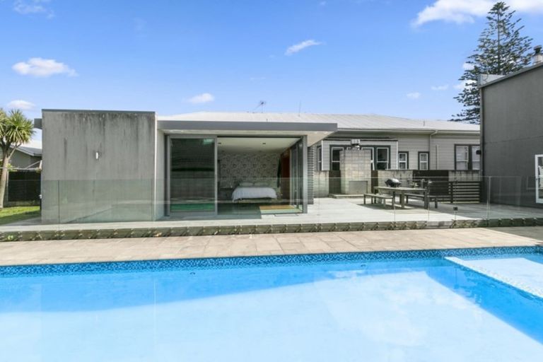 Photo of property in 140 Waterloo Road, Hutt Central, Lower Hutt, 5010