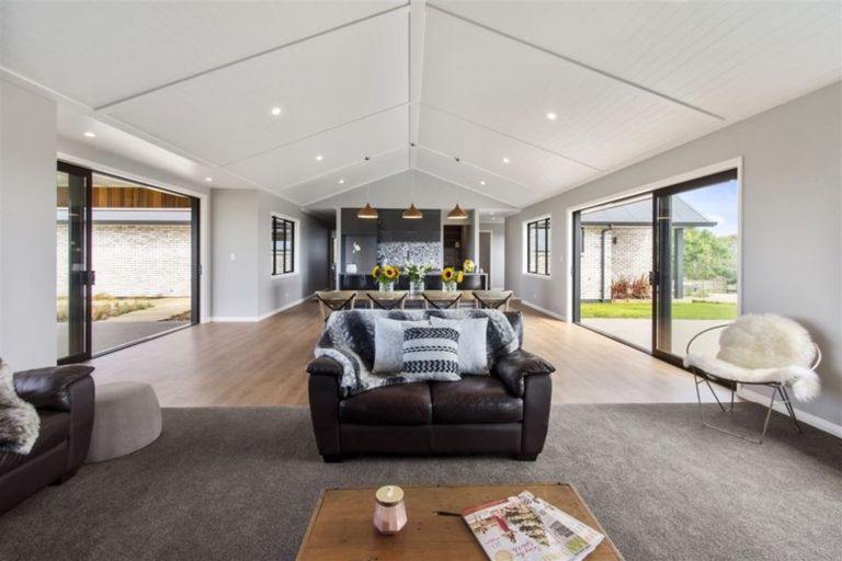 Photo of property in 44 Batkin Road, Hunua, Papakura, 2584