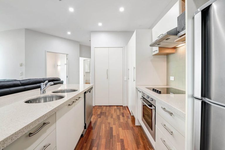 Photo of property in 703/11 Tamariki Avenue, Kelston, Auckland, 0602