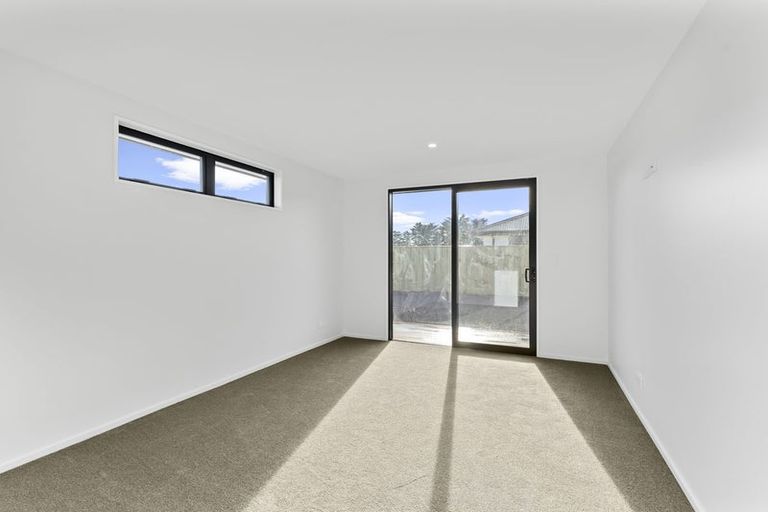 Photo of property in 39 Mehrtens Crescent, Woodend, 7691