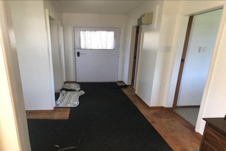 Photo of property in 105 Cook Street, Marfell, New Plymouth, 4310