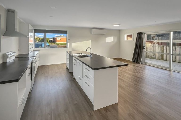 Photo of property in 12 Argyle Street, Kew, Invercargill, 9812