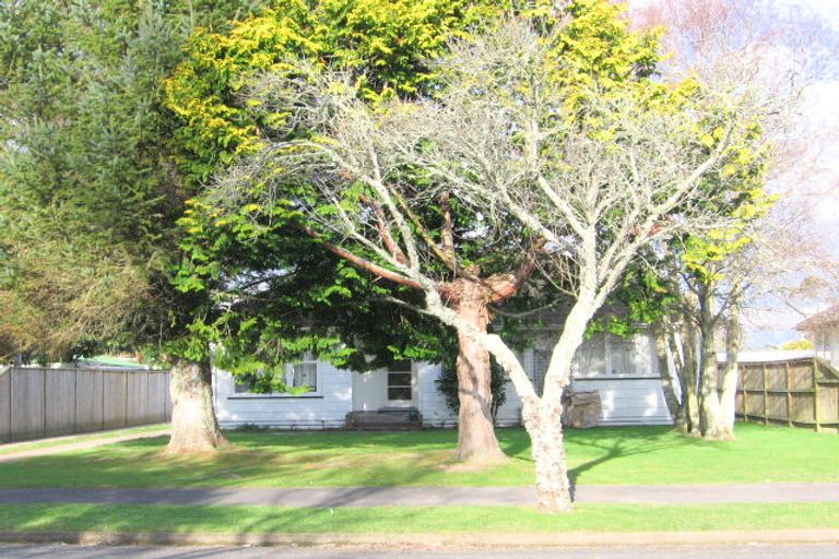 Photo of property in 28 Rawlings Street, Bader, Hamilton, 3206