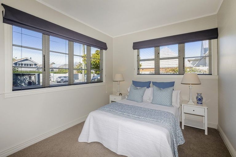 Photo of property in 1/56 Kotare Street, Fendalton, Christchurch, 8041