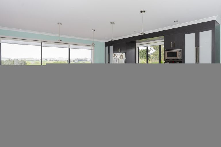 Photo of property in 40 Devils Bridge Road, Weston, Oamaru, 9492