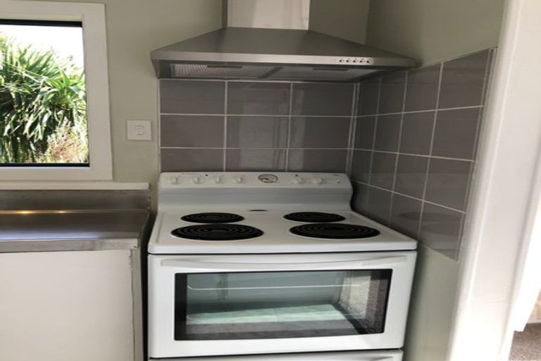 Photo of property in 3 Anzia Way, Johnsonville, Wellington, 6037