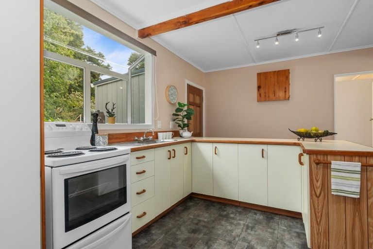 Photo of property in 5 Umuwhawha Road, Hukerenui, Hikurangi, 0182