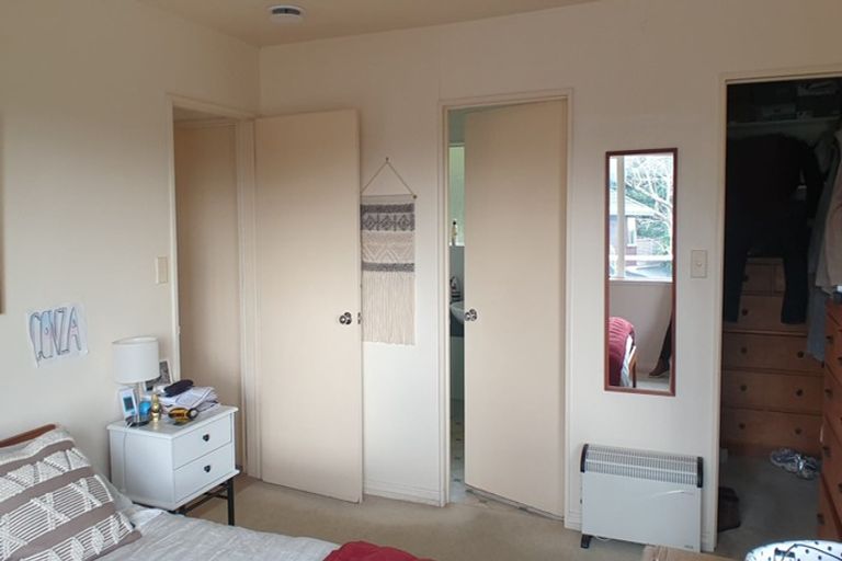 Photo of property in 19 Highbury Bypass, Birkenhead, Auckland, 0626