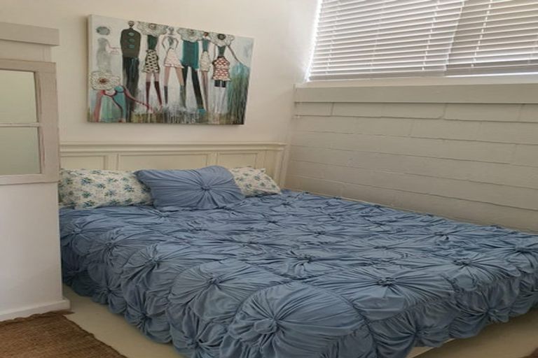 Photo of property in 44 Napier Road, Havelock North, 4130