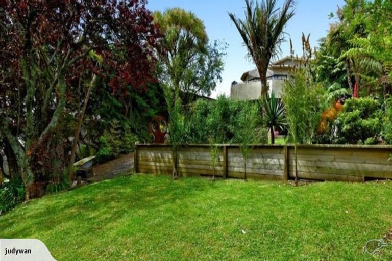 Photo of property in 144 Glengarry Road, Glen Eden, Auckland, 0602