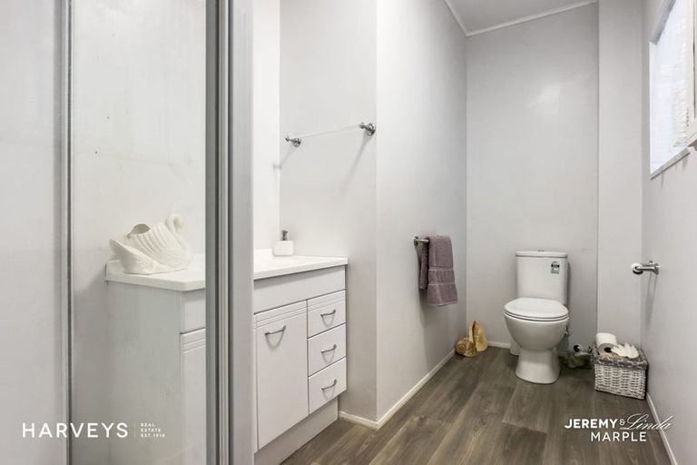 Photo of property in 310 Titirangi Road, Titirangi, Auckland, 0604