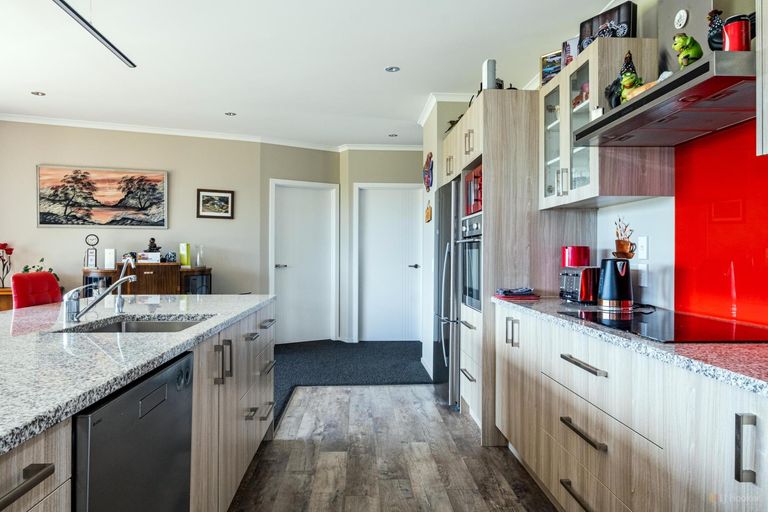 Photo of property in 14 Princes Street, Waimate, 7924