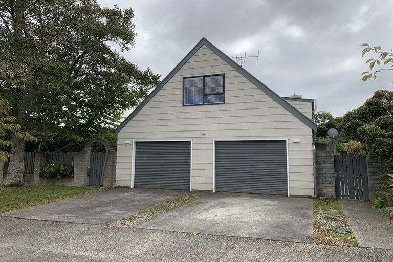 Photo of property in 11 Renata Road, Otaki, 5512