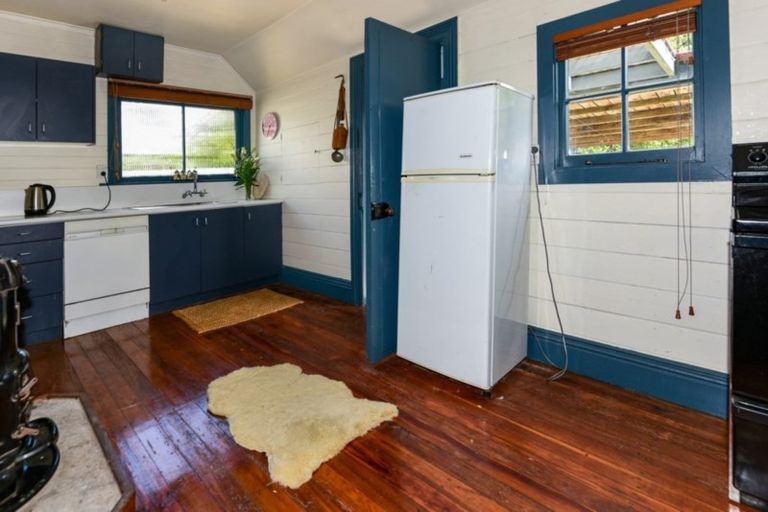 Photo of property in 340 Whitecliffs Road, Whitecliffs, Coalgate, 7673