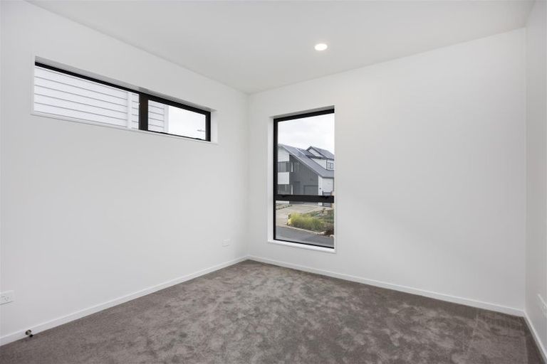 Photo of property in 24 Paparahi Place, Wainui, Silverdale, 0992