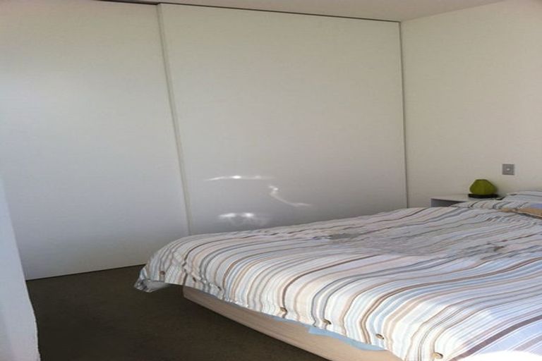 Photo of property in 7 Widgeon Place, Lake Hayes, Queenstown, 9304