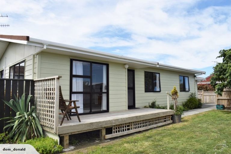 Photo of property in 15a Te Manuao Road, Otaki, 5512