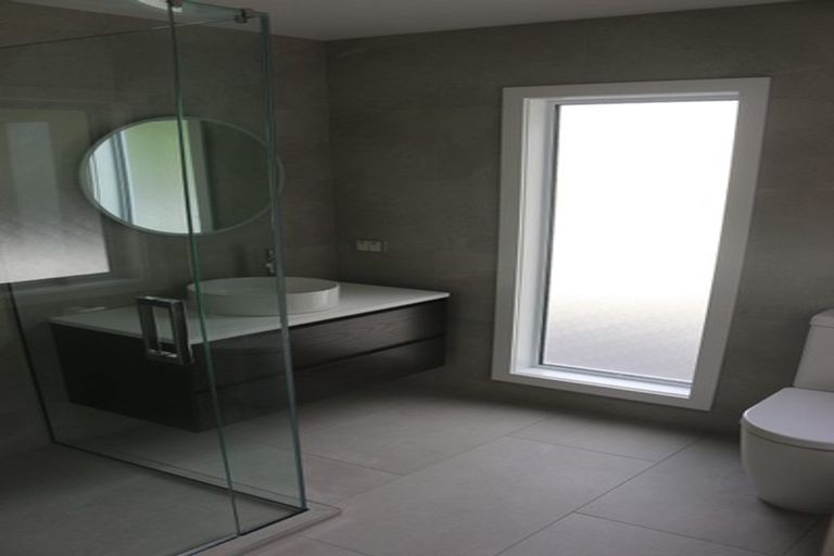 Photo of property in 87 Grant Road, Thorndon, Wellington, 6011