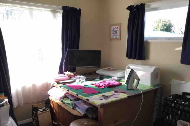 Photo of property in 11 Laws Place, Pirimai, Napier, 4112