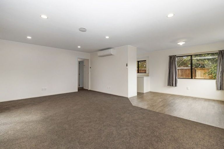 Photo of property in 150 Masters Avenue, Silverdale, Hamilton, 3216
