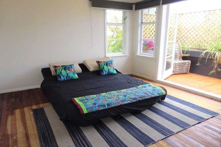 Photo of property in 43 Ladys Mile, Foxton, 4814