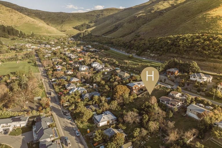Photo of property in 29 Flinders Road, Heathcote Valley, Christchurch, 8022
