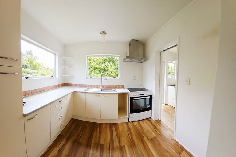Photo of property in 348 Wainui Road, Wainui, Silverdale, 0992