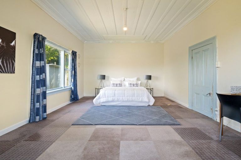 Photo of property in 1 Taupo Lane, Ravensbourne, Dunedin, 9022