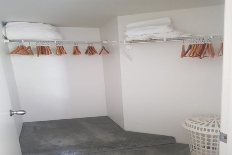 Photo of property in 14a Captain Scott Road, Glen Eden, Auckland, 0602